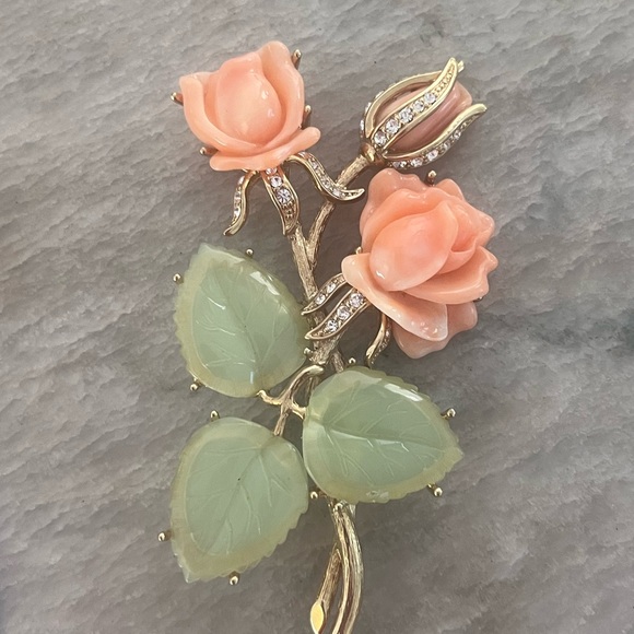 Nolan Miller Jewelry - Nolan Miller collectible brooch